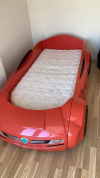 çocuklar için arabalı yatak 